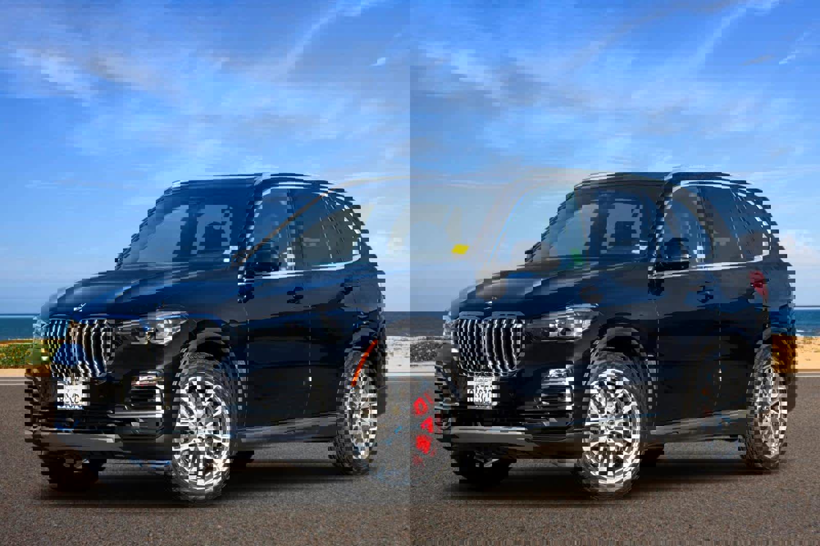 Used 2021 BMW X5 xDrive40i w/ Premium Package image 1