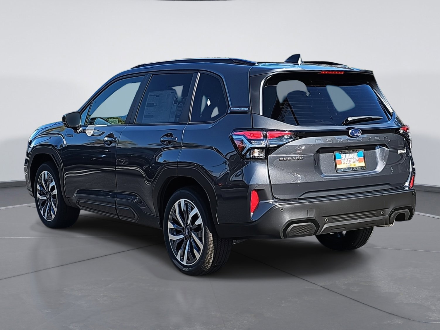 New 2025 Subaru Forester Touring image 5