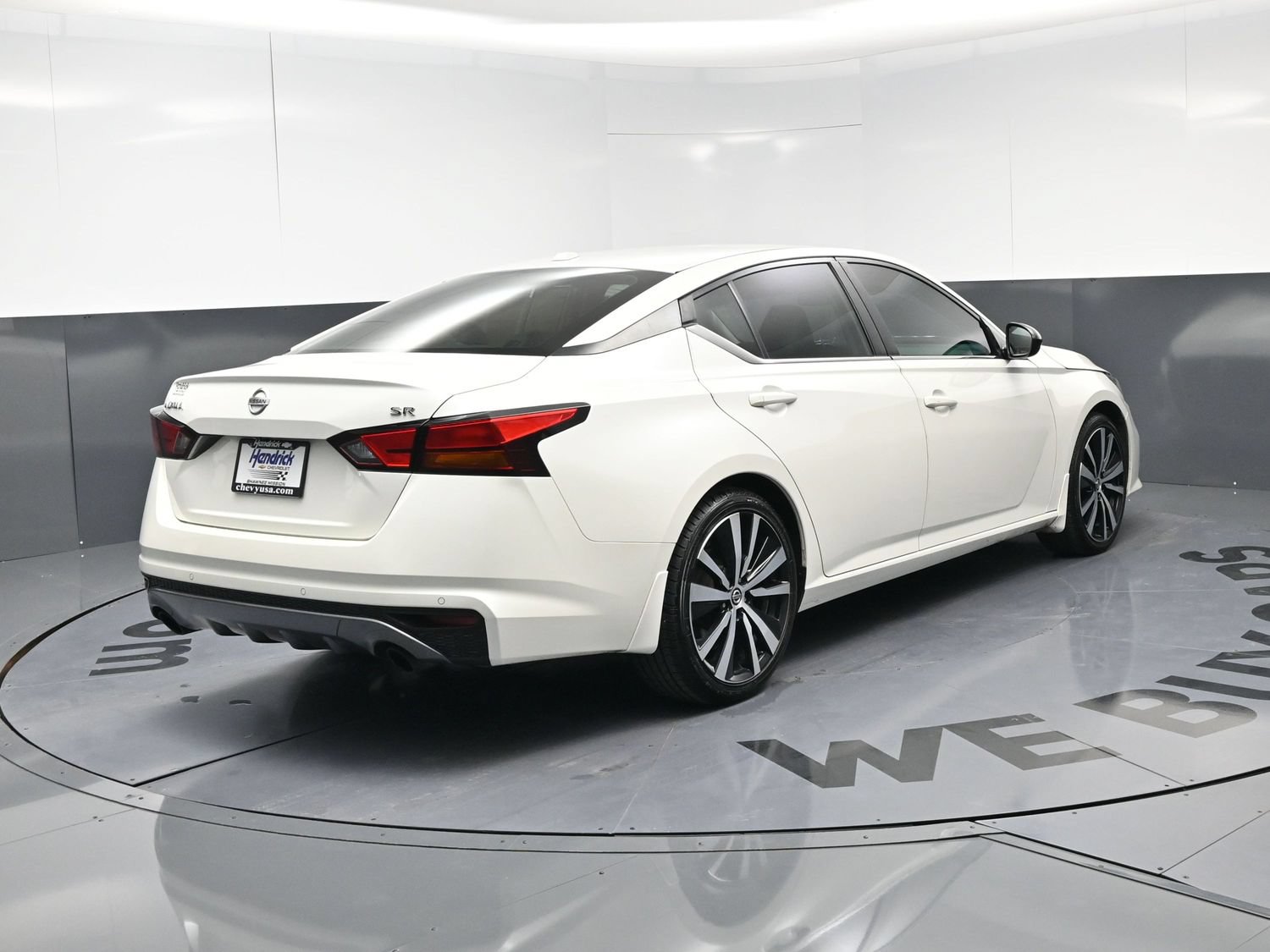 Used 2020 Nissan Altima 2.5 SR FWD image 9