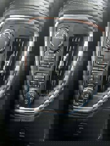 Used 2022 Chevrolet Silverado 2500 LTZ w/ LTZ Premium Package image 5