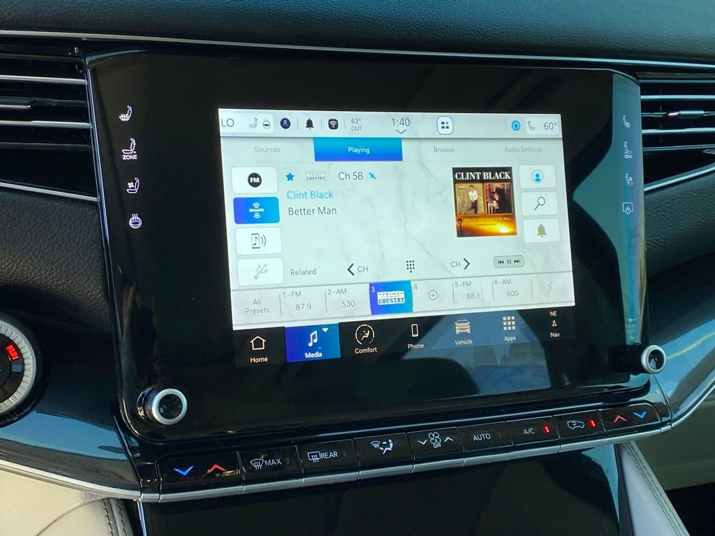 Used 2024 Jeep Wagoneer 4WD w/ Premium Group I image 15