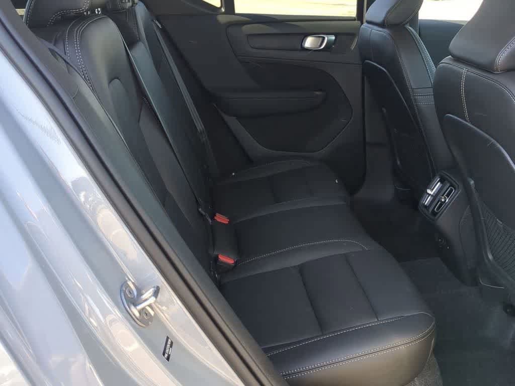 Used 2026 Volvo XC40 B5 Plus w/ Protection Package Premier AWD/4WD image 19