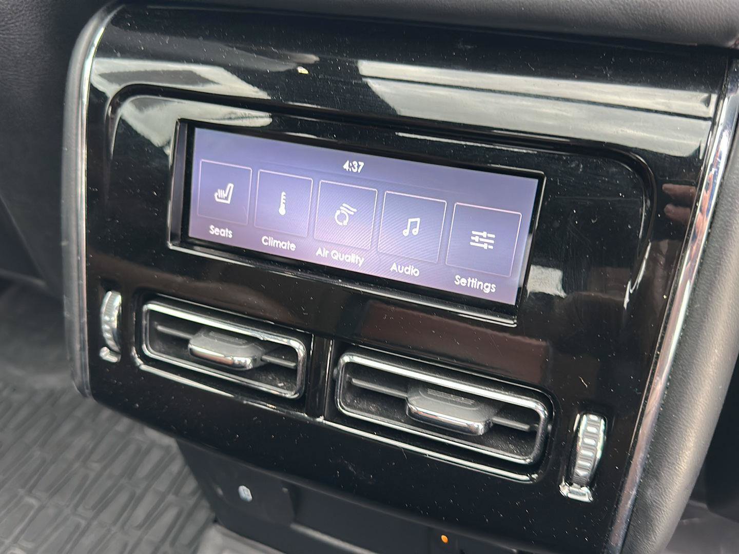 Used 2023 Lincoln Aviator Grand Touring w/ Equipment Group 301A AWD/4WD image 14