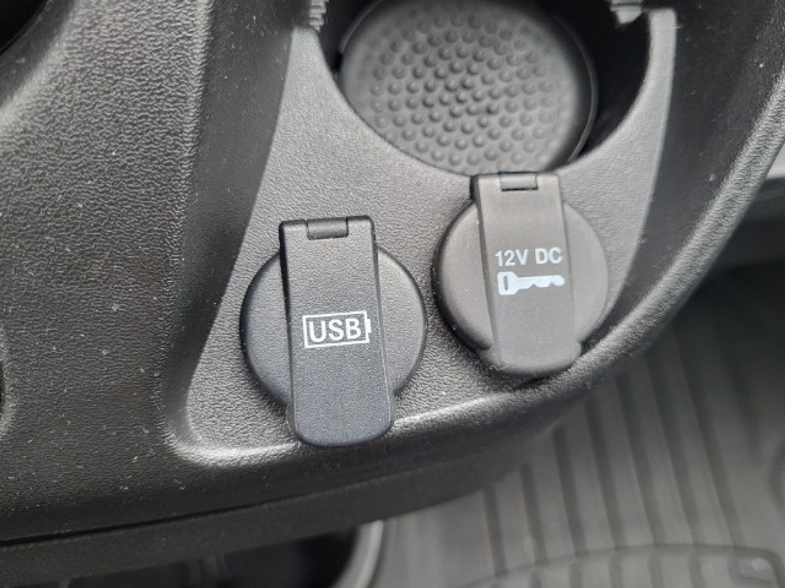 Used 2015 RAM ProMaster 3500 w/ Cargo Convenience Group image 9