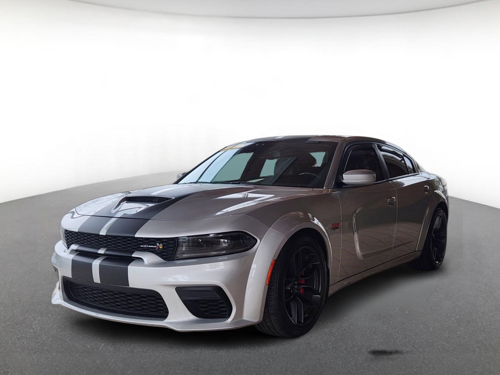 Used 2022 Dodge Charger Scat Pack RWD image 2