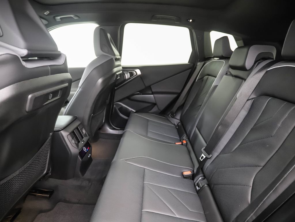 Used 2026 BMW X3 xDrive30 w/ Premium Package image 22