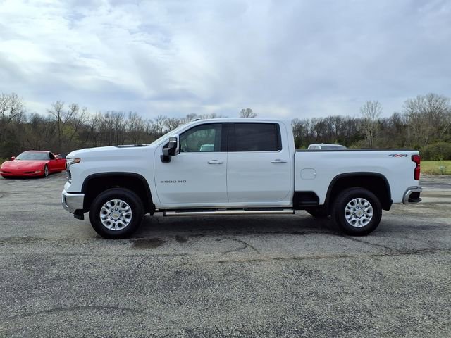 Used 2025 Chevrolet Silverado 3500 LTZ w/ LTZ Convenience Package image 35