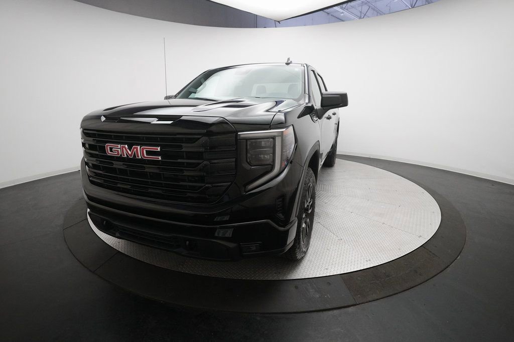 Used 2025 GMC Sierra 1500 Elevation image 32