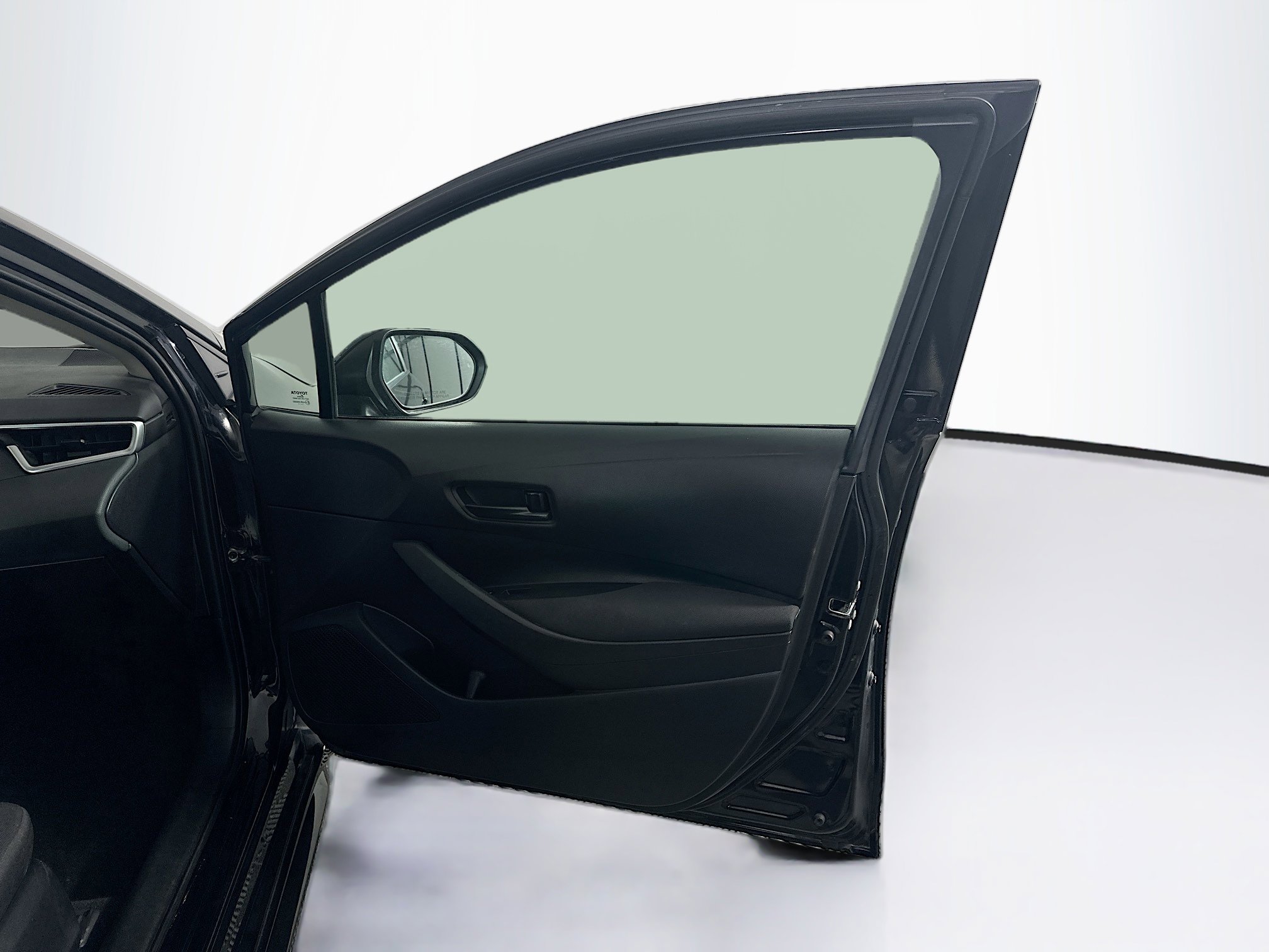 Used 2024 Toyota Corolla LE image 32