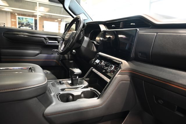 Used 2022 GMC Sierra 1500 AT4 AWD/4WD image 17