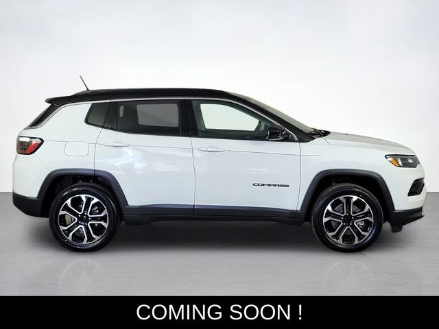 Used 2022 Jeep Compass Limited image 2