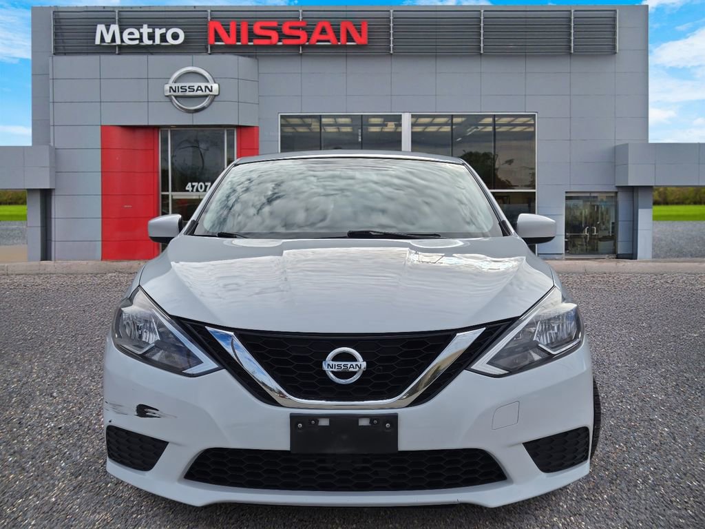 Used 2016 Nissan Sentra SV image 2