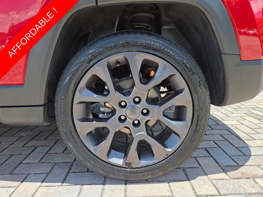 Used 2021 Jeep Compass Latitude w/ Sun and Sound Group AWD/4WD image 20