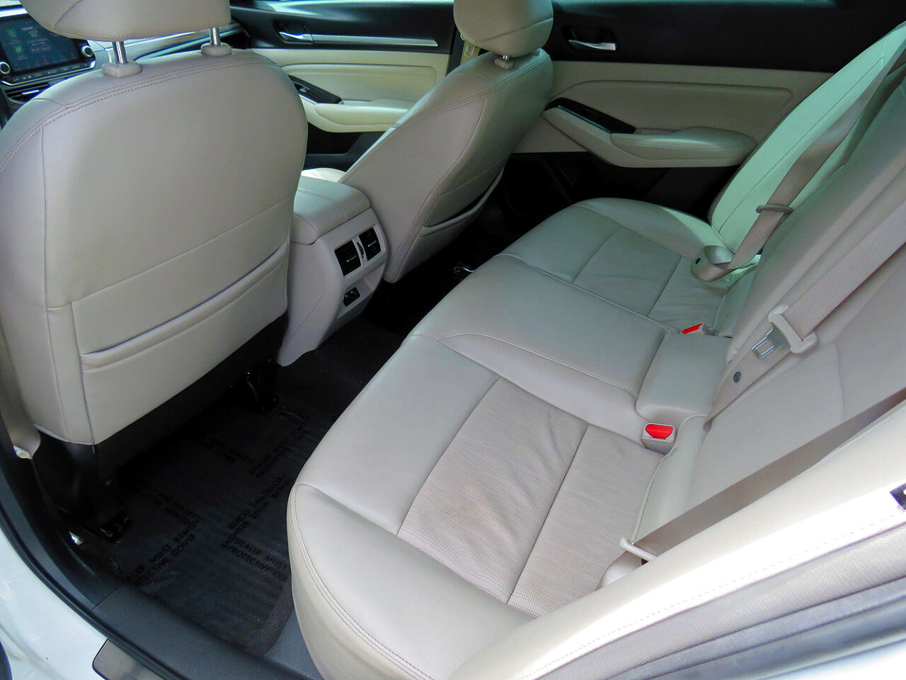 Used 2022 Nissan Altima 2.5 Platinum image 28