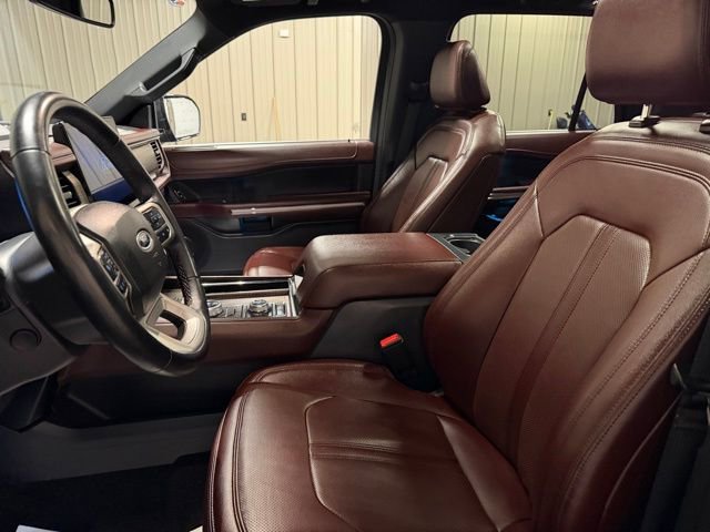Used 2024 Ford Expedition Limited image 14