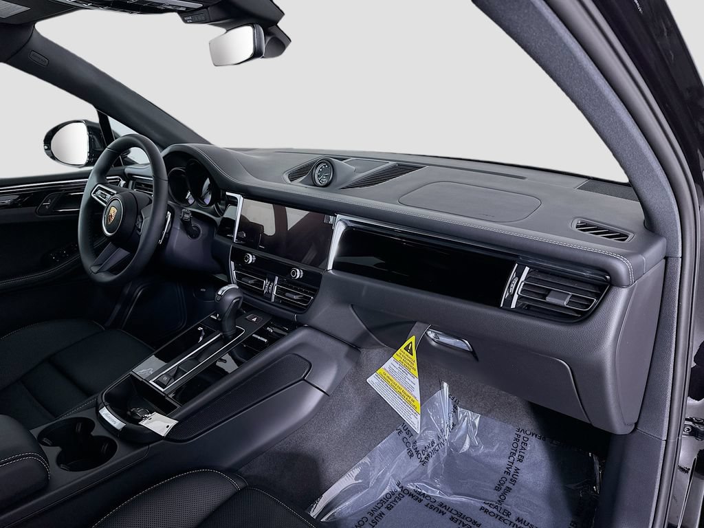 New 2026 Porsche Macan S AWD/4WD image 31