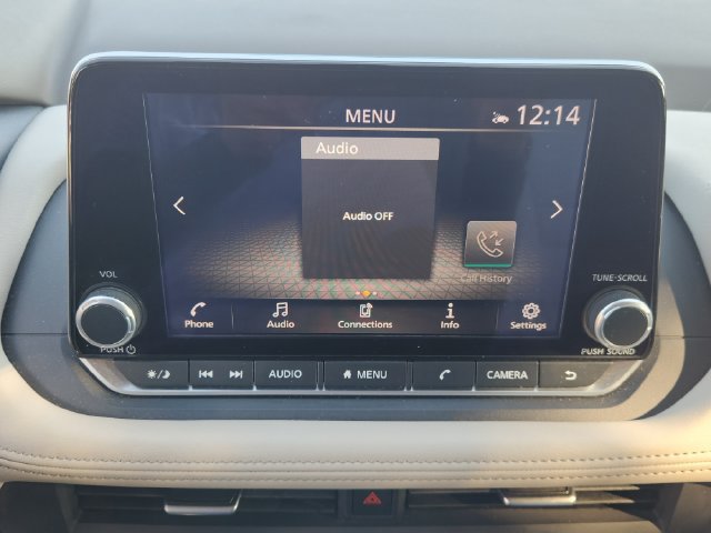 Used 2025 Nissan Rogue SV AWD/4WD image 16