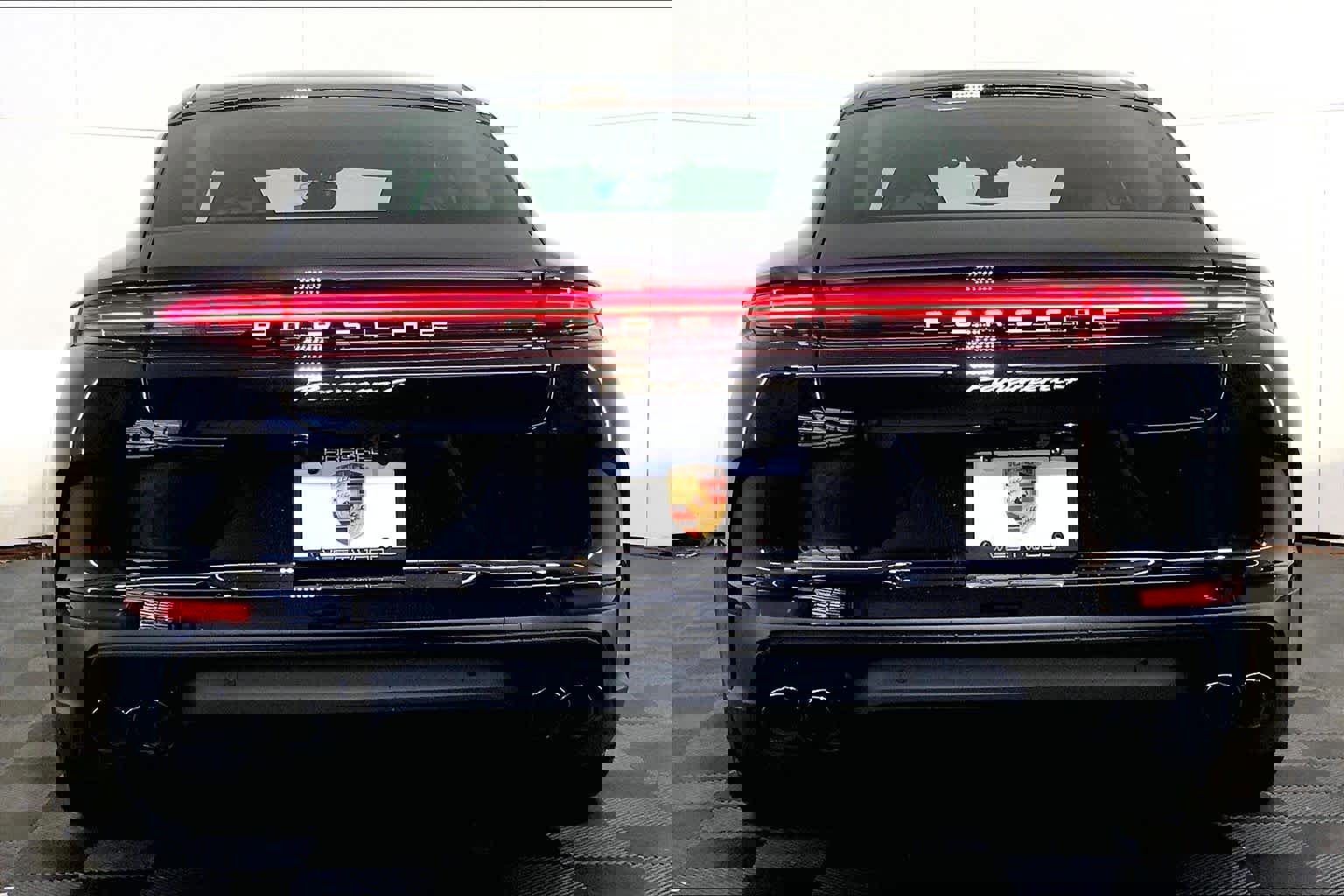 New 2026 Porsche Panamera 4 image 6