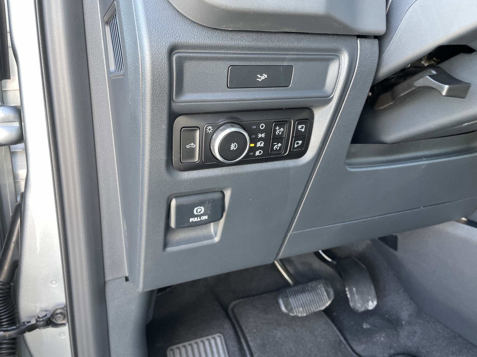 New 2026 Ford F150 XLT w/ Equipment Group 302A MID AWD/4WD image 11