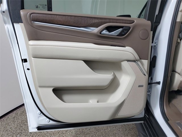Used 2024 GMC Yukon XL Denali image 17