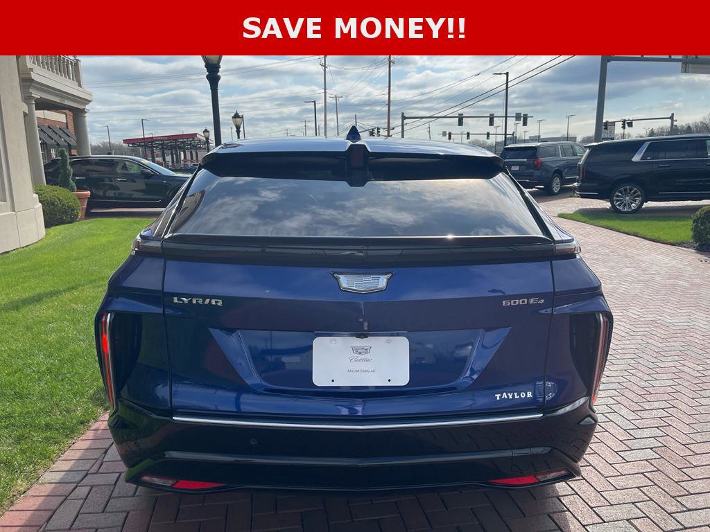Used 2024 Cadillac Lyriq Tech w/ Driver Assist Package AWD/4WD image 9
