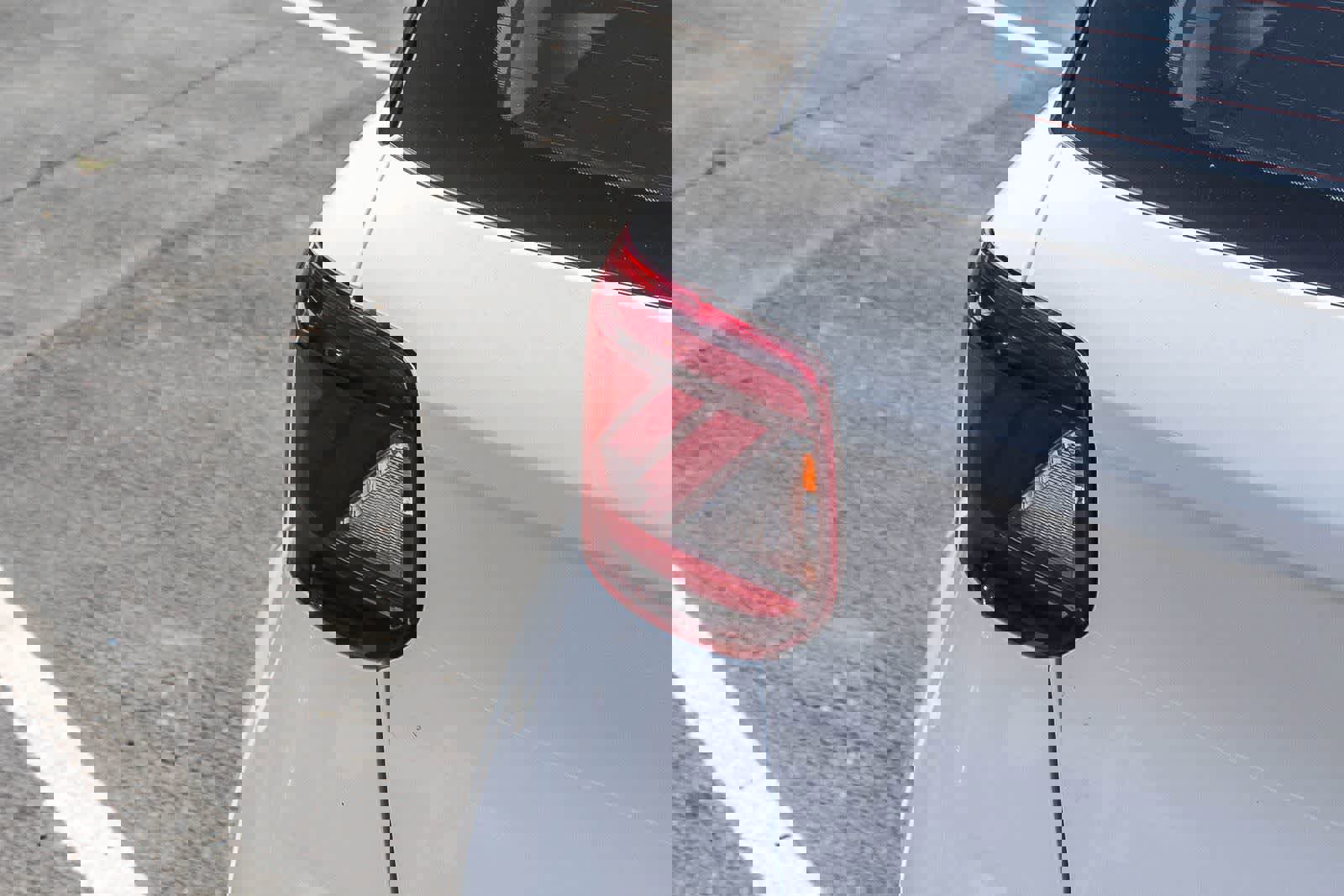 Used 2020 Hyundai Venue SEL w/ Convenience + Premium Package image 8