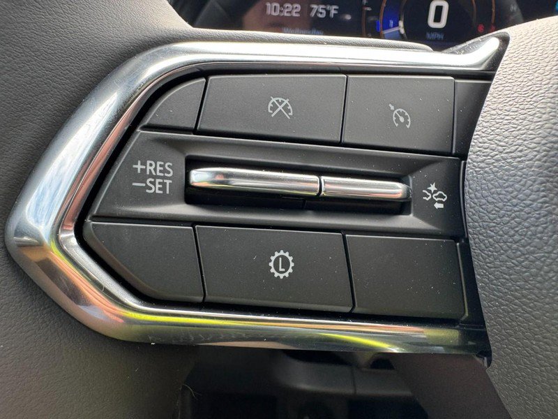 New 2026 Chevrolet Equinox ACTIV FWD image 11