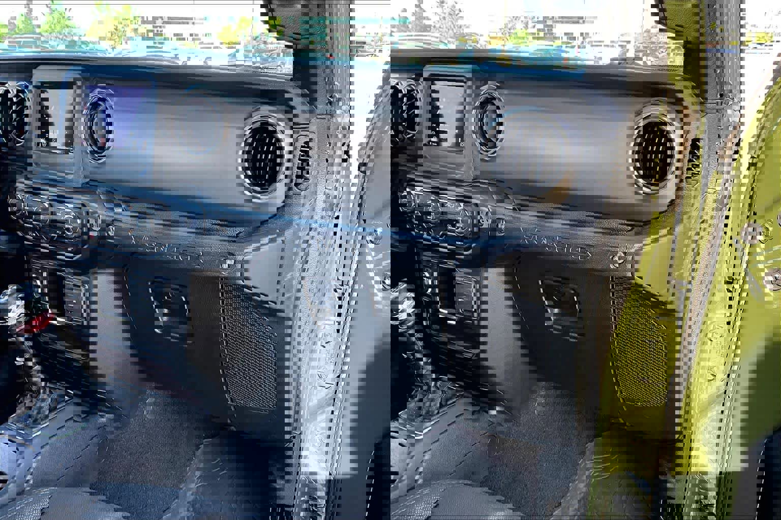 Used 2022 Jeep Wrangler Unlimited Sport image 16