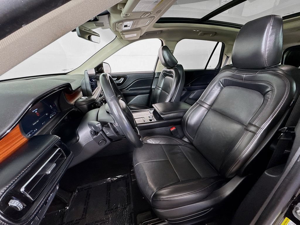 Used 2022 Lincoln Aviator Reserve AWD/4WD image 21