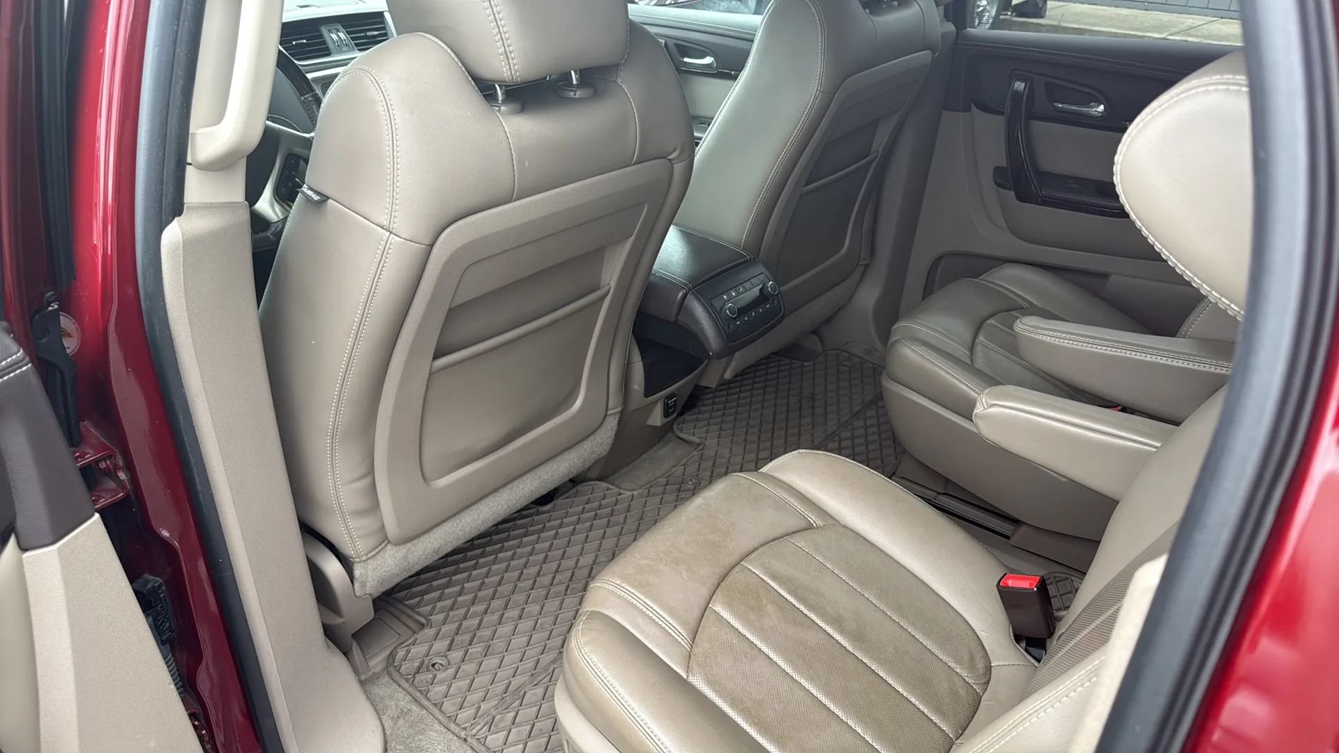 Used 2016 GMC Acadia Denali AWD/4WD image 12