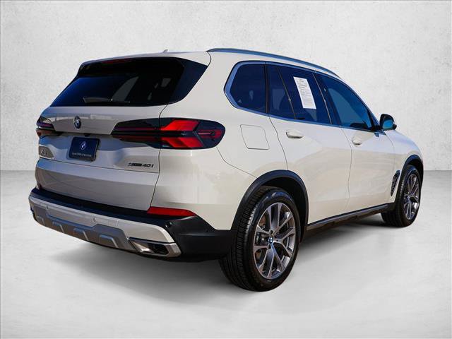 Certified 2024 BMW X5 xDrive40i w/ Parking Assistance Package AWD/4WD image 5