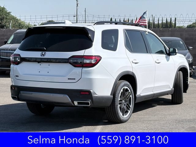 New 2026 Honda Pilot Touring image 4