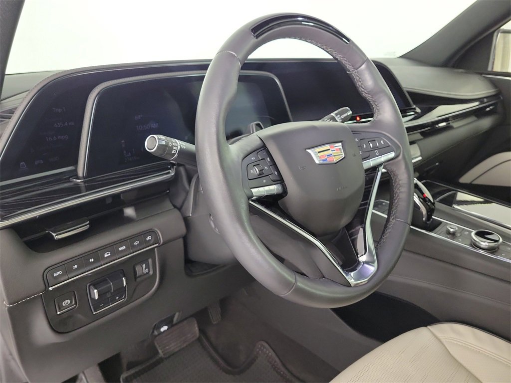 Certified 2023 Cadillac Escalade ESV Sport w/ LPO, ONYX Package image 19