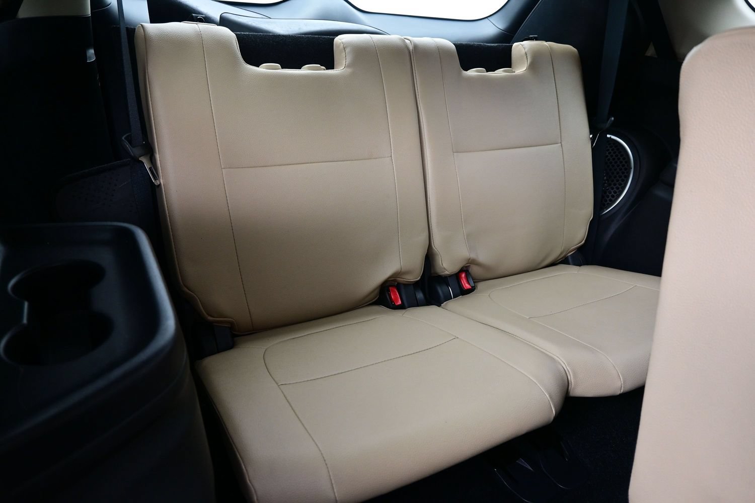 Used 2015 Mitsubishi Outlander SE AWD/4WD image 17