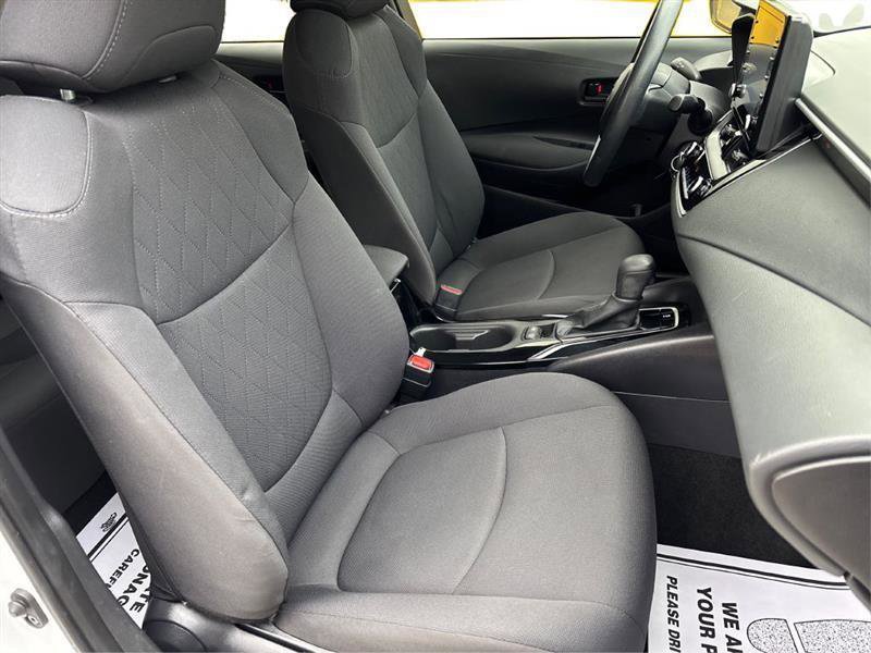 Used 2022 Toyota Corolla LE image 13