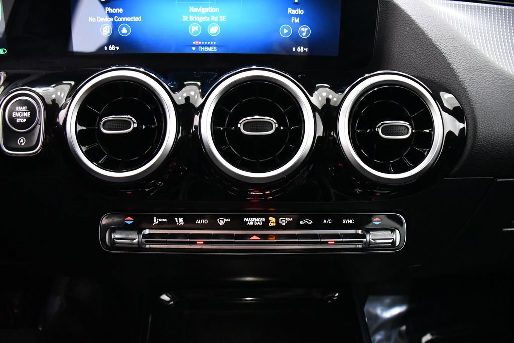 Certified 2022 Mercedes-Benz GLA 250 4MATIC image 14