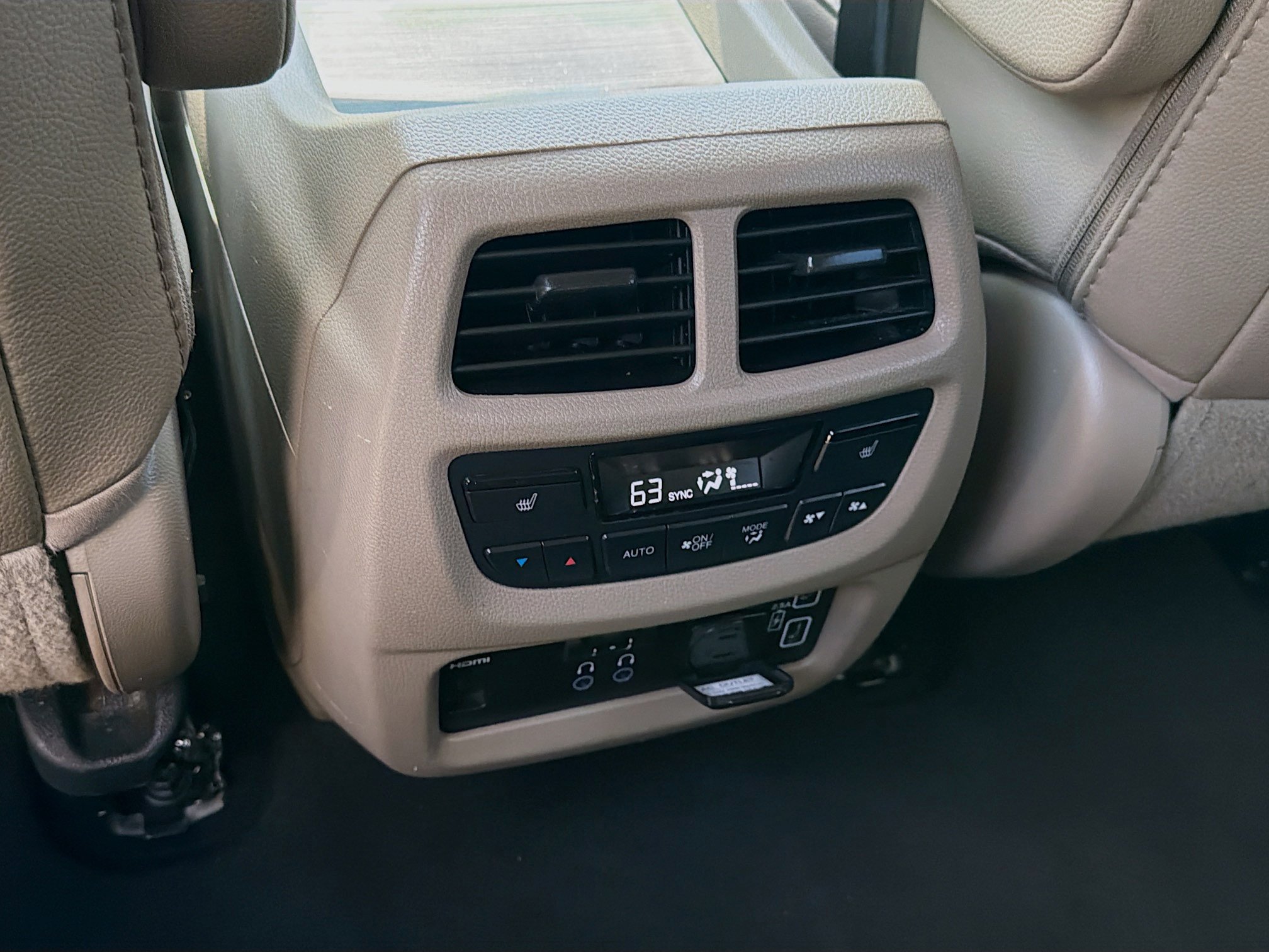 Used 2021 Honda Pilot Touring image 23