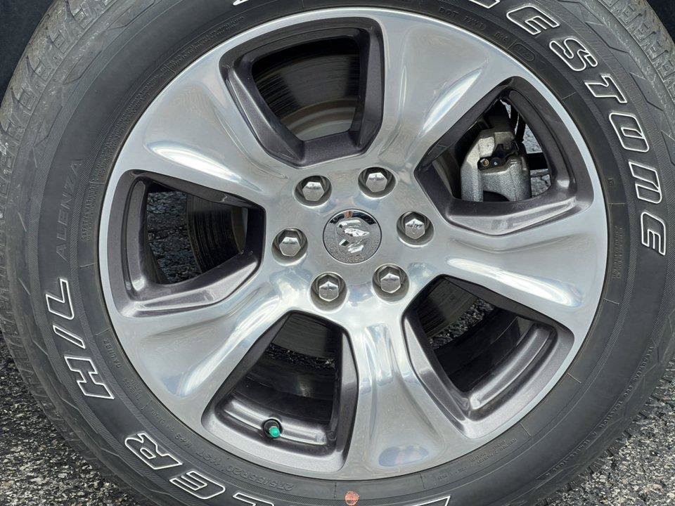 Used 2024 RAM 1500 Laramie AWD/4WD image 9