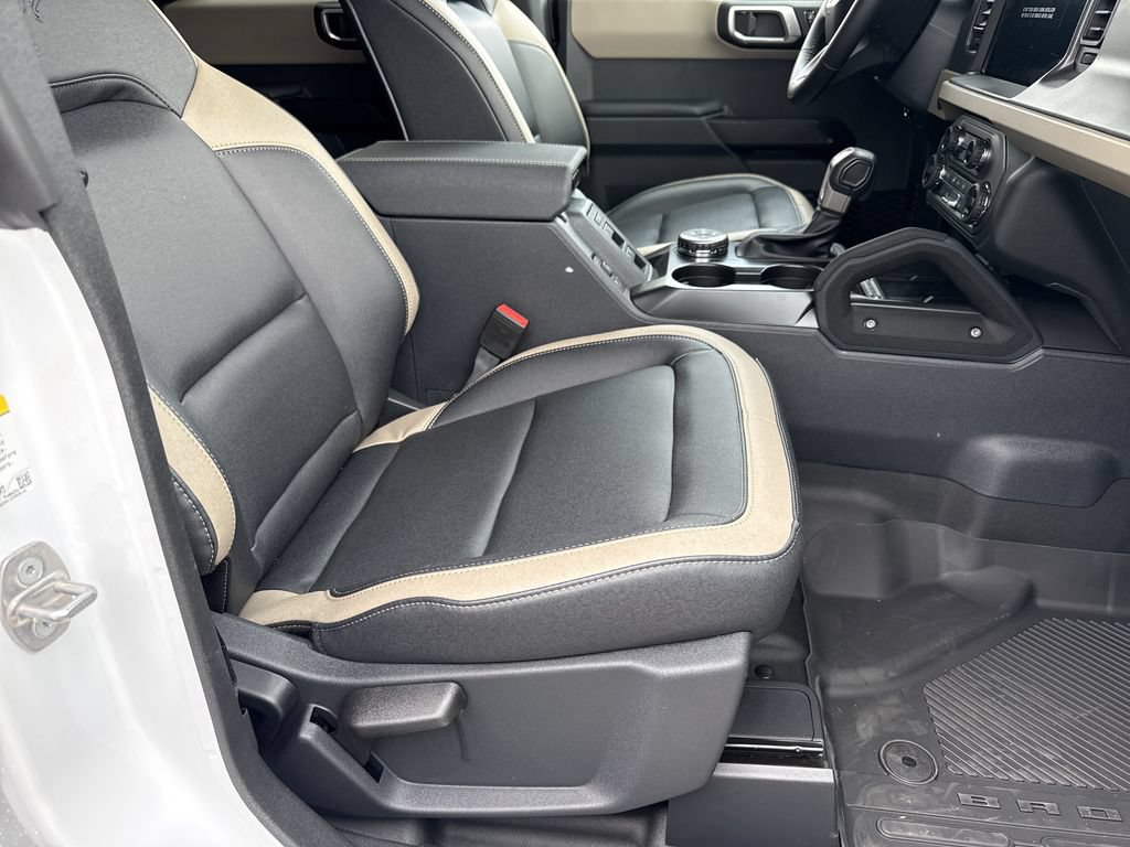 New 2025 Ford Bronco Big Bend w/ Black Diamond Package AWD/4WD image 14