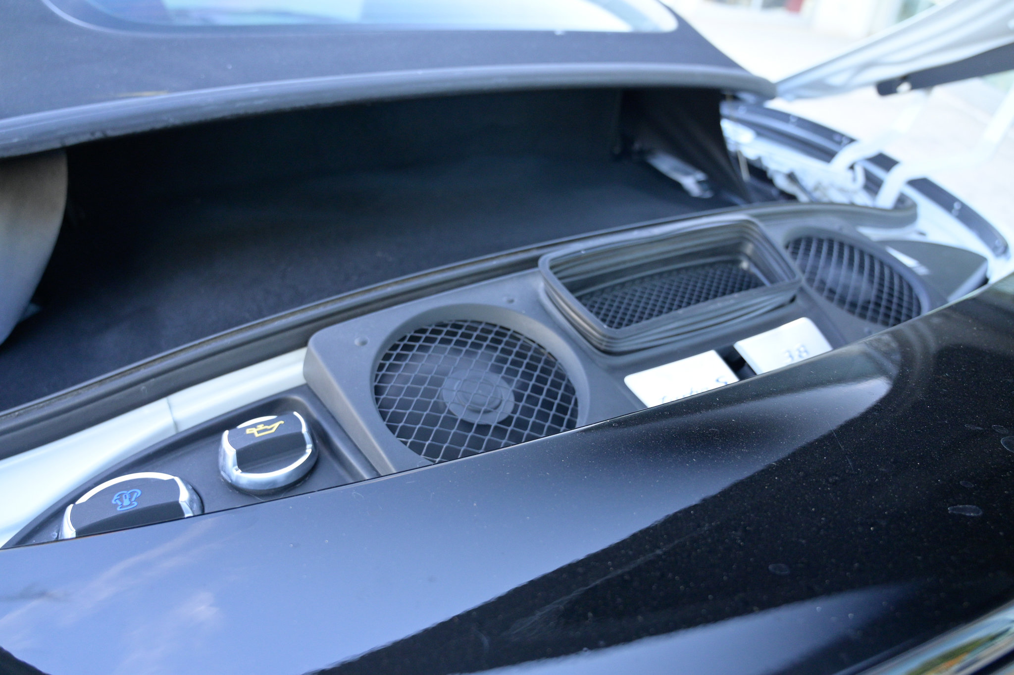 Used 2015 Porsche 911 Turbo S image 16