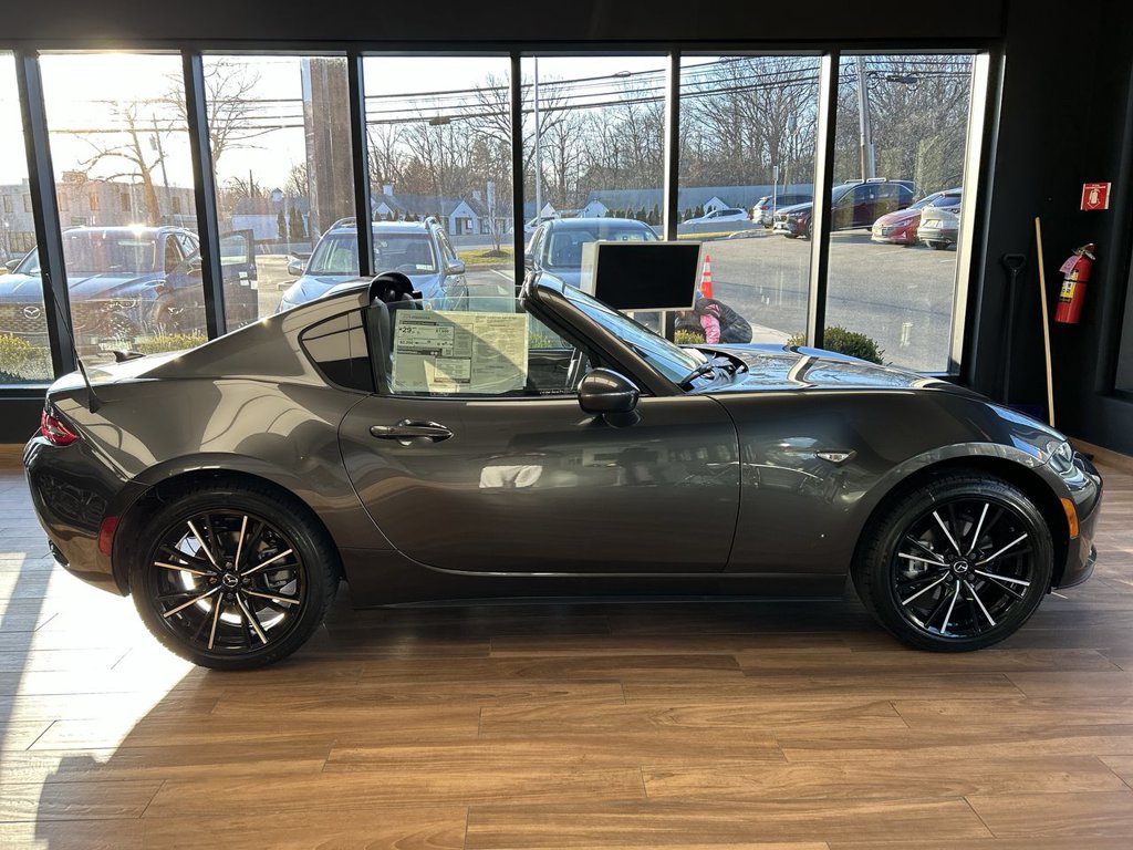 Used 2025 MAZDA MX-5 Miata RF Grand Touring RWD image 9