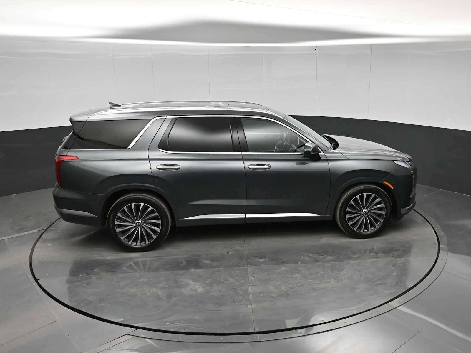 Used 2024 Hyundai Palisade Calligraphy AWD/4WD image 33