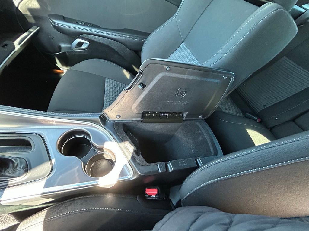 Used 2022 Dodge Challenger GT image 22