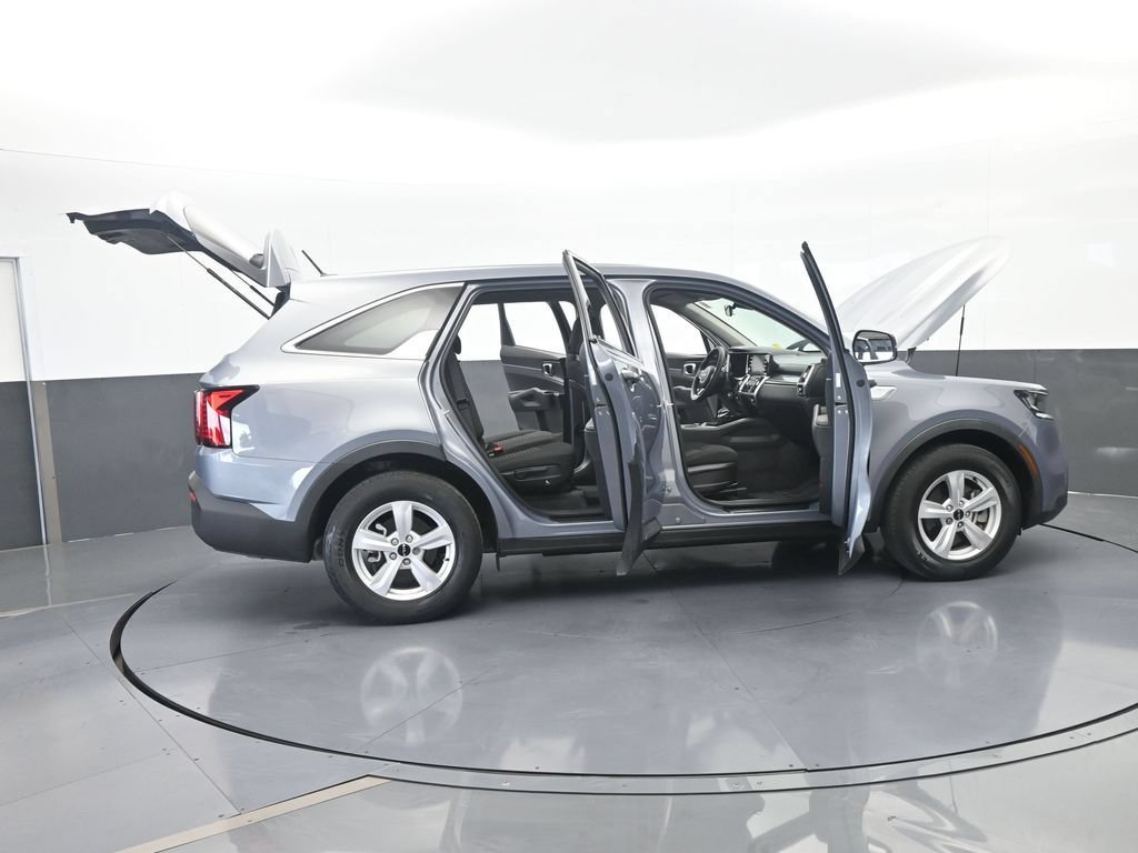 Used 2023 Kia Sorento LX FWD image 71