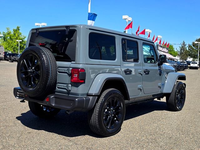 Certified 2025 Jeep Wrangler Unlimited Sahara w/ Safety Group AWD/4WD image 4
