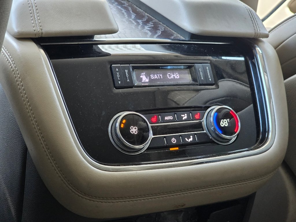Used 2018 Lincoln Navigator L Select AWD/4WD image 19
