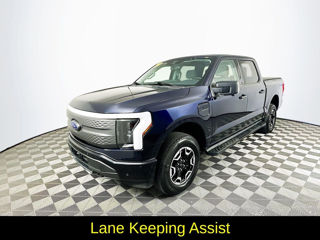 Used 2023 Ford F150 Lightning XLT image 5