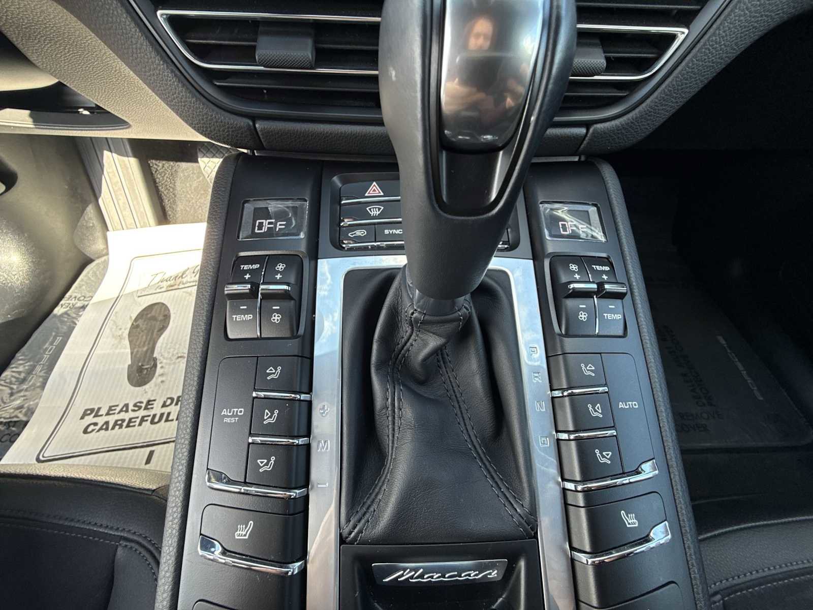 Used 2021 Porsche Macan AWD/4WD image 16
