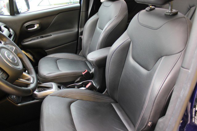 Used 2019 Jeep Renegade Limited w/ UConnect 8.4 Nav Group image 17