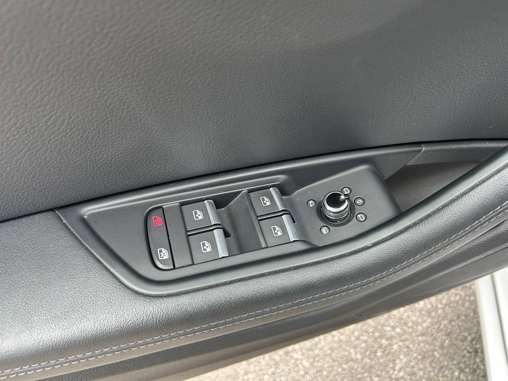 Used 2019 Audi A4 2.0T Premium Plus w/ Premium Plus Package AWD/4WD image 19